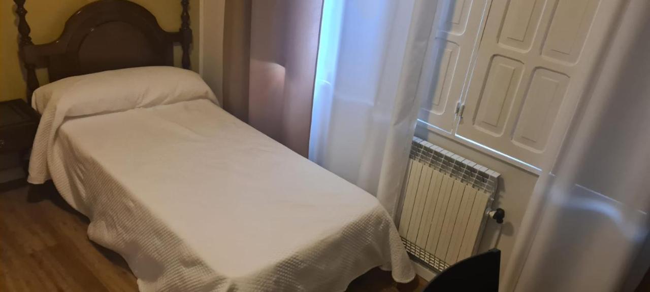 فندق La Casa De La Abuela Narón المظهر الخارجي الصورة